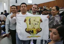 Poce&ntilde;os ignoran su adeudo con SLP
