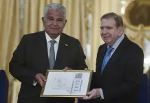 Edmundo González suma apoyo en Panamá, Petro anuncia que no irá a posesión en Venezuela