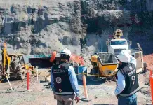 Siguen hallando restos en Pasta de Conchos; no hay evidencia de explosión, dice Sheinbaum