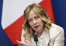 Meloni niega conversaciones privadas con Musk sobre seguridad en telecomunicaciones de Italia