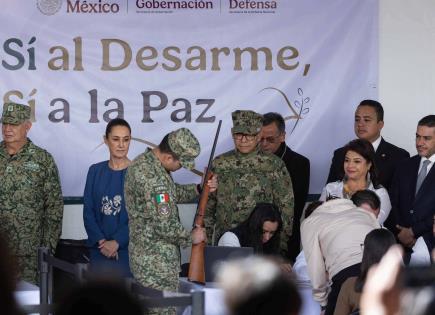 Inicia Sheinbaum programa que canjea armas por dinero