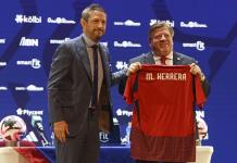 Miguel Herrera ya es DT de Costa Rica