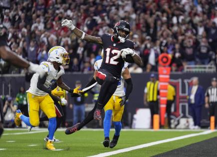 Victoria de los Texans sobre los Chargers en la ronda de comodines de la NFL