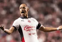 Edson Álvarez mandó a Chicharito al sótano en histórico listado