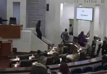 Congreso casi no sesiona con quórum íntegro