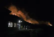 Incendio en Patagonia Argentina y Evacuación de Viviendas