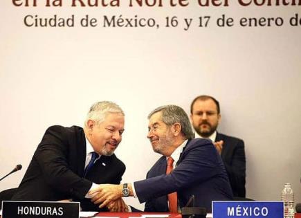 Noem buscará restaurar el Quédate en México