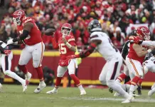 Triunfo de los Chiefs sobre los Texans en juego de campeonato AFC