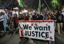 Corte india condena a cadena perpetua a un policía voluntario por violar y matar a médica residente