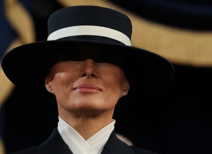 Diseño exclusivo: El sombrero de Melania Trump en la Casa Blanca