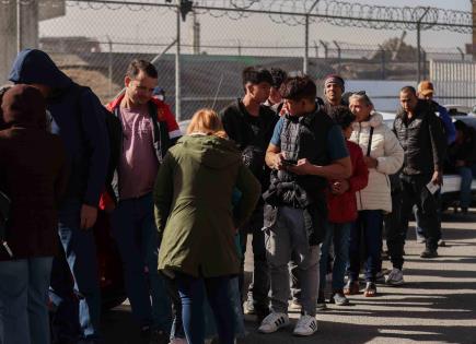 Migrantes varados tras cierre de CBP One insisten en cruzar a EU