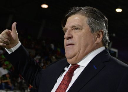 Miguel Herrera debuta con derrota: Costa Rica cae 3-0 ante Estados Unidos