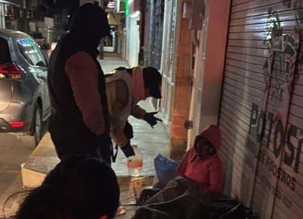 Pasan fría noche en la calle para trámites en RC