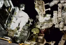 Caminata Espacial de la NASA para Mantenimiento en la EEI Caminata Espacial de la NASA para Mantenimiento en la EEI