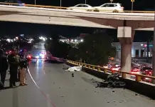 Dos motociclistas mueren arrollados por tr&aacute;iler en el distribuidor Ju&aacute;rez