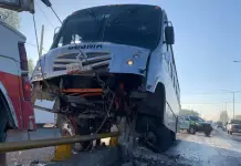 Sufre chofer de personal aparatoso accidente en Circuito Potosí Sufre chofer de personal aparatoso accidente en Circuito Potosí