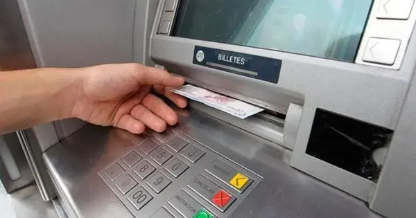 Bancos alcanzan ganancias hist&oacute;ricas; rebasan los 300 mil mdp