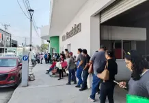Caos en Finanzas de Valles: filas de hasta ocho horas por falta de personal