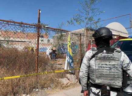 Localizan a hombre sin vida en lote baldío de colonia Providencia