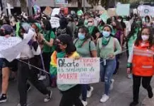 Manifestación feminista por la despenalización del aborto en Yucatán Manifestación feminista por la despenalización del aborto en Yucatán