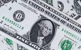 Mercados en rojo y peso bajo presión ante semana decisiva