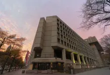 Agentes del FBI demandan al DOJ por investigaciones relacionadas con Trump