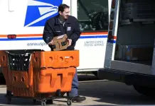 USPS suspende envíos de paquetes desde Hong Kong y China. Así es como afecta a Shein y Temu USPS suspende envíos de paquetes desde Hong Kong y China. Así es como afecta a Shein y Temu