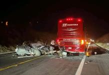Fotos | Guardia civil sobrevive a fuerte choque con autobús  