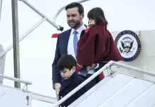 Cumbre internacional de inteligencia artificial en París