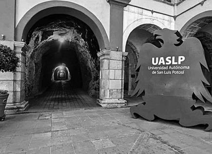 La oscuridad al final del túnel La oscuridad al final del túnel