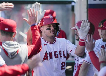 Mike Trout de los Angelinos: Cambio al jardín derecho por lesiones crónicas