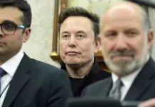 Protesta contra Elon Musk y su impacto en la política estadounidense