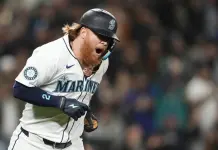 Firma millonaria de Justin Turner con los Cachorros de Chicago