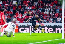 Polémica por arbitraje en juego de Chivas