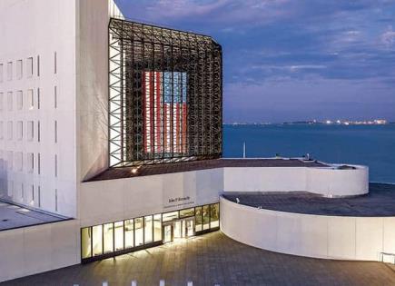 LA BIBLIOTECA JOHN F. KENNEDY OBLIGADA A CERRAR