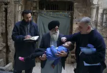 Matan a policía que protegía a campaña de vacunación contra polio en Pakistán Matan a policía que protegía a campaña de vacunación contra polio en Pakistán