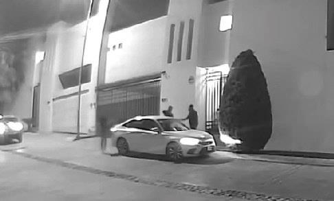 Ola de asaltos sacude SLP: vecinos exigen respuestas Ola de asaltos sacude SLP: vecinos exigen respuestas