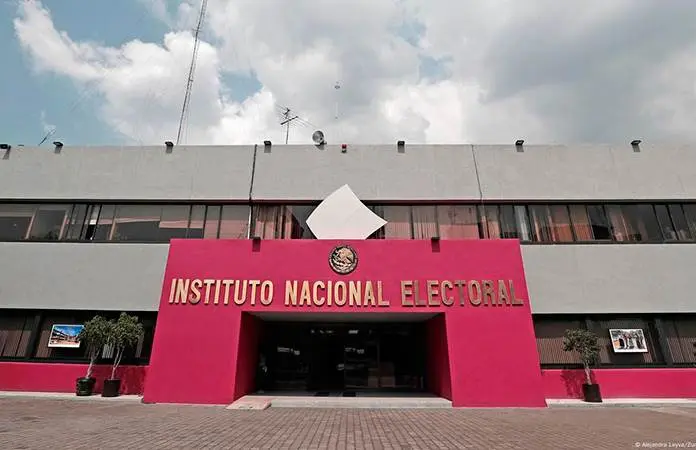 INE defiende el padrón electoral ante la implementación de la nueva CURP