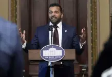 Kash Patel designado director del FBI y jefe interino de la ATF