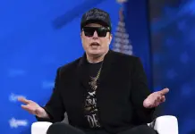 Renuncia masiva de empleados federales en protesta