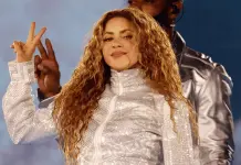 Shakira pospone concierto en Los Ángeles tras redadas Shakira pospone concierto en Los Ángeles tras redadas