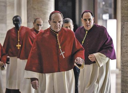 "CÓNCLAVE" FRENTE A LO QUE PASA EN EL VATICANO