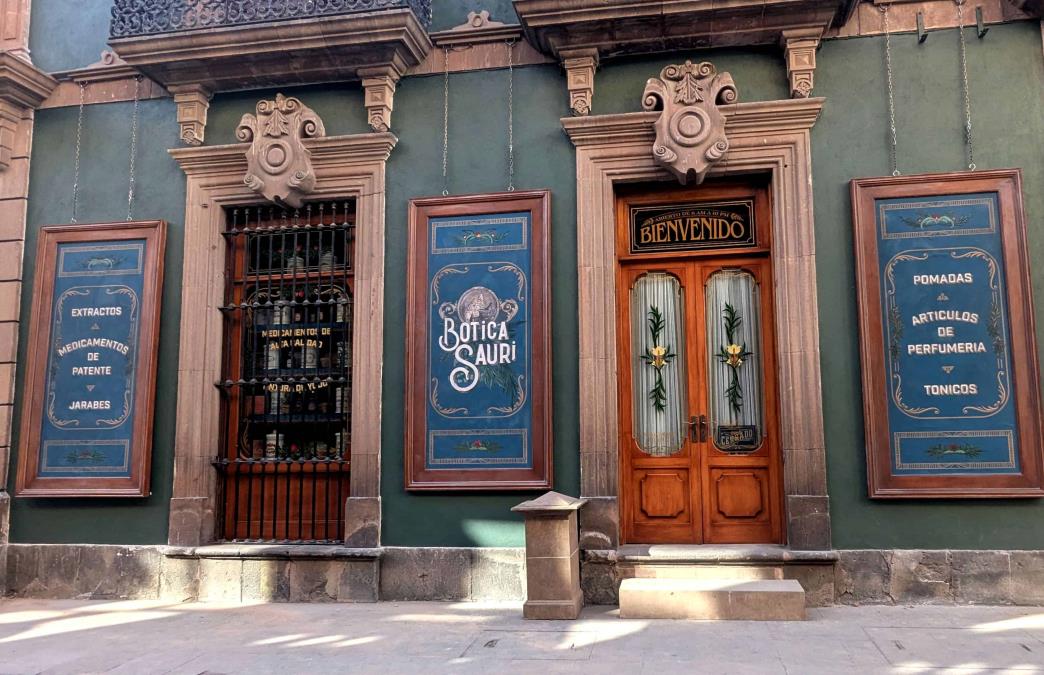 La filmación, también tiene como escenarios el Cerro de San Pedro y Mexquitic