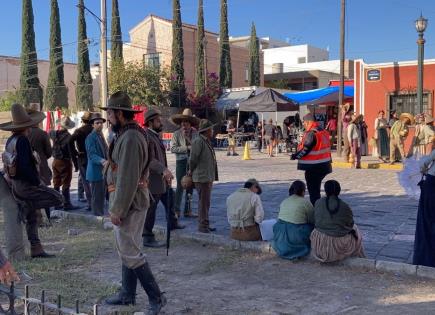Se mantiene cierre vial en Calzada de Guadalupe por filmación