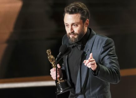 El Ascenso de Kieran Culkin: De la Infancia a la Consagración