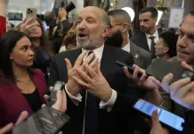 Gobierno de Trump señala que podría haber exenciones a aranceles contra Canadá y México