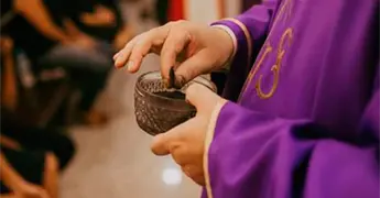 Ma&ntilde;ana inicia la Cuaresma con el Mi&eacute;rcoles de Ceniza