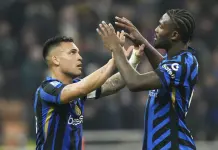 El Inter sufre, remonta y consolida el liderato