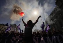 Las mujeres marchan en todo Latinoamérica para exigir un alto a la violencia y reclamar sus derechos