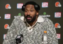 Myles Garrett firma hist&oacute;rico contrato con los Cleveland Browns